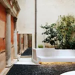 Pw - A Contemporary Jewel In Palazzo Widmann Διαμέρισμα *
